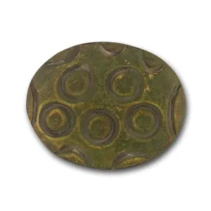 1 5/8" Oval Green Horn Button