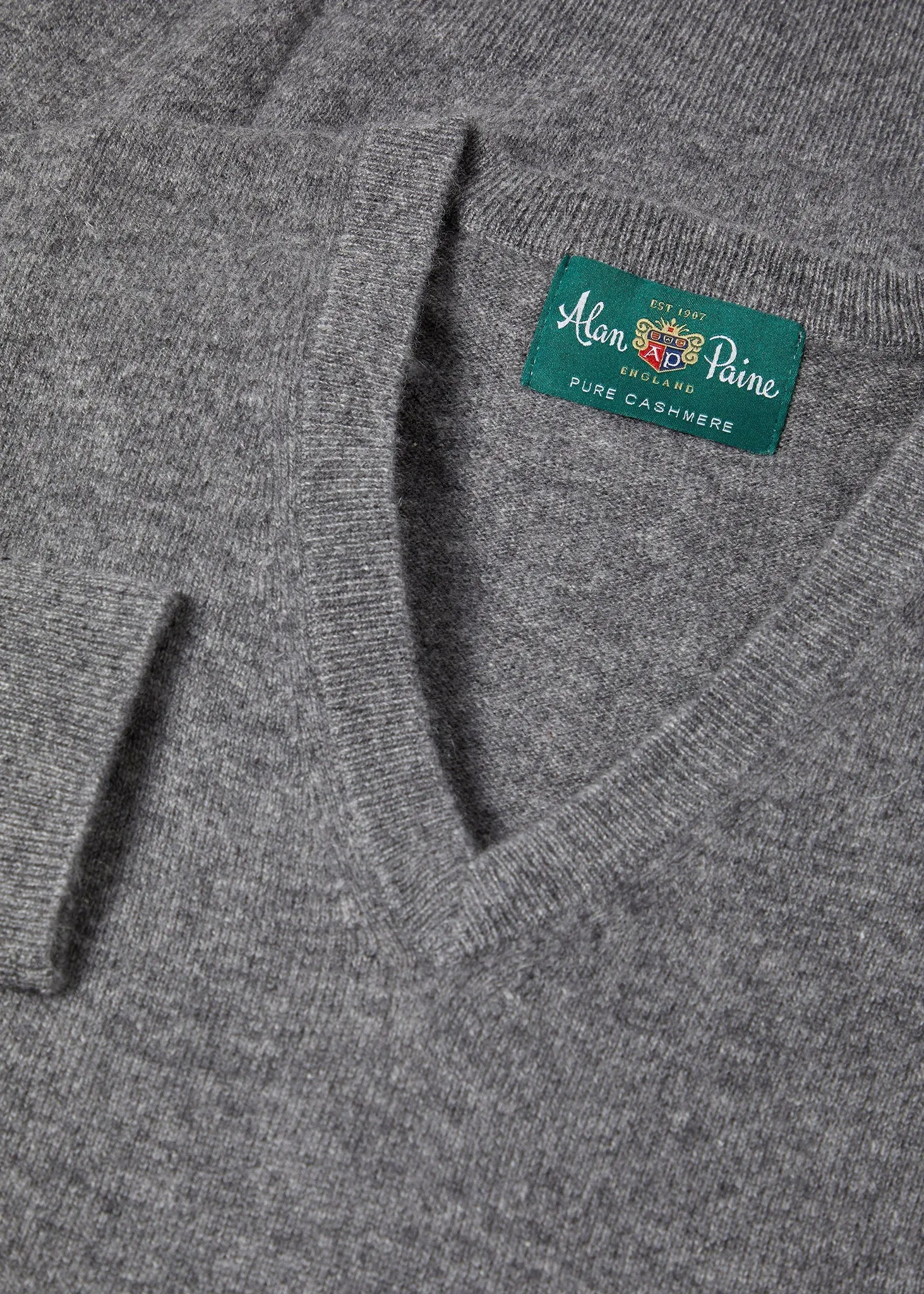 Haddington Cashmere Jumper in Derby - Regular Fit